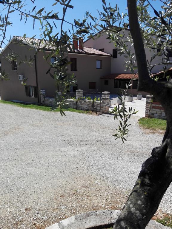 Apartment Luka Novigrad Istria Eksteriør billede